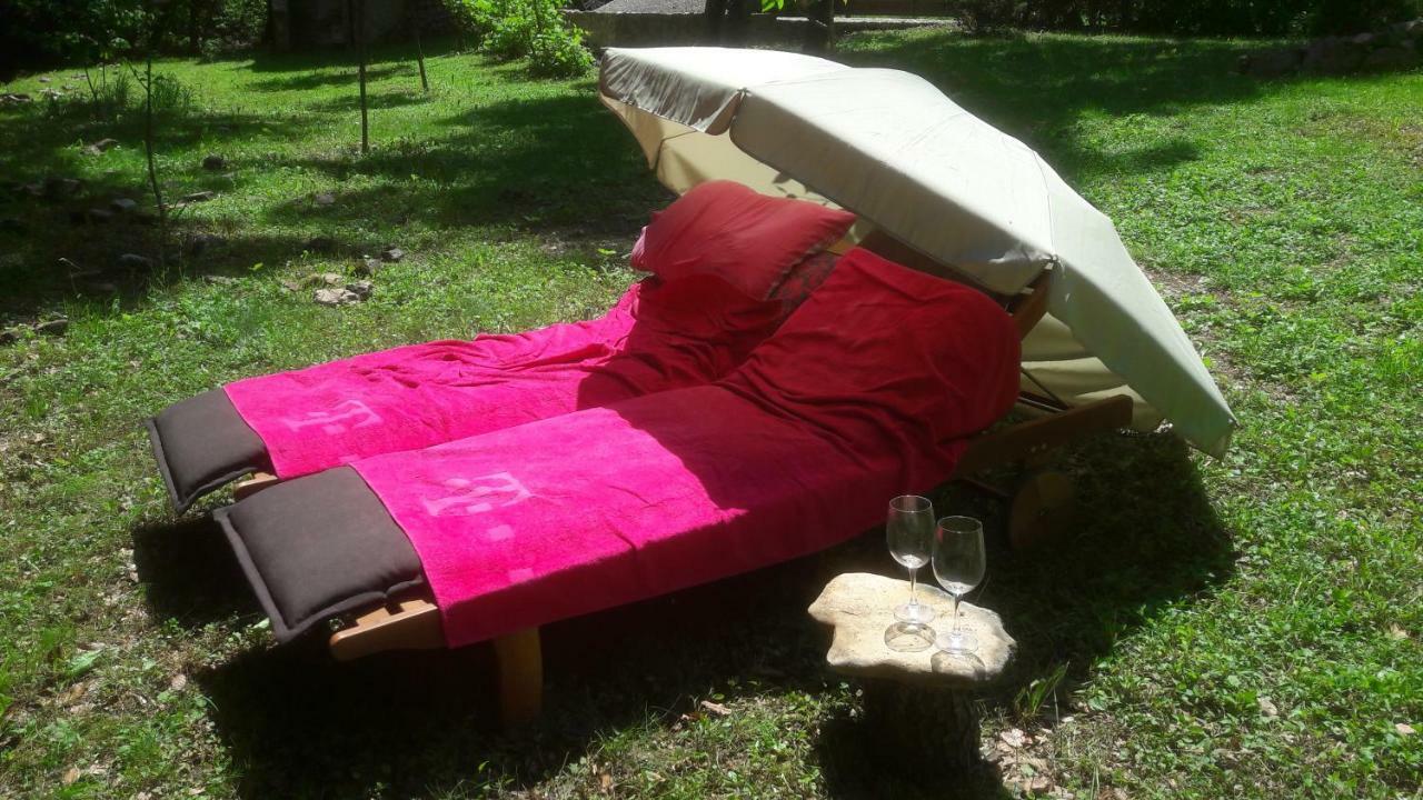 Mobile Home Slapnica U Parku Prirode Zumberak Krasic Bagian luar foto